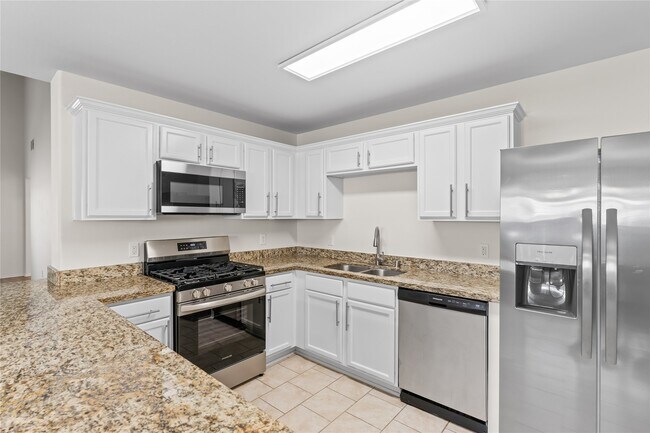 Building Photo - 7226 Basque Country Dr