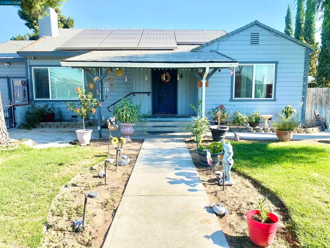 Primary Photo - 6011 Brentwood Blvd