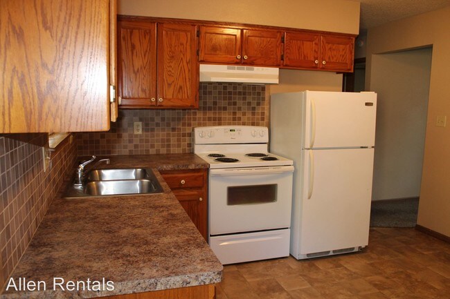Building Photo - 2 br, 1 bath Apartment - 424 South 6th