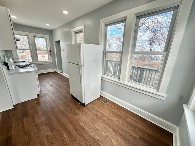 Foto del edificio - 86 S Fulton St