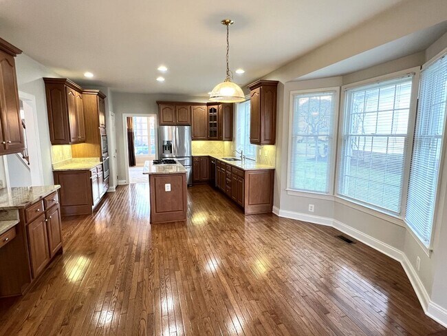 Foto del edificio - 5920 Interlachen Ct