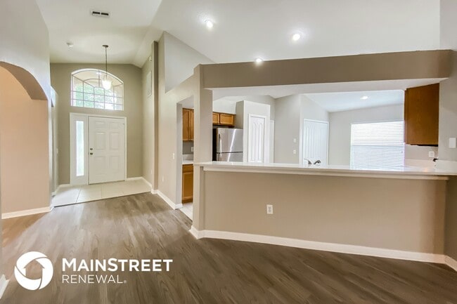 Building Photo - 13323 Bainbridge Way
