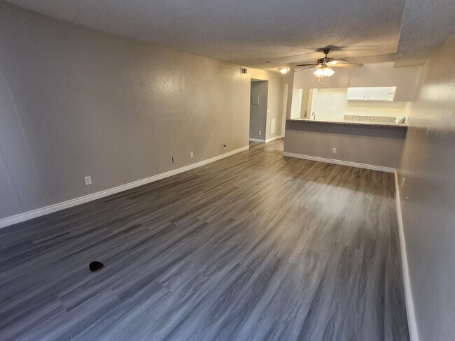 Building Photo - 8938 Tobias Ave