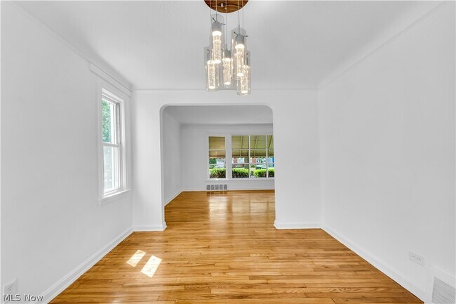 Foto del edificio - 17107 Stockbridge Ave