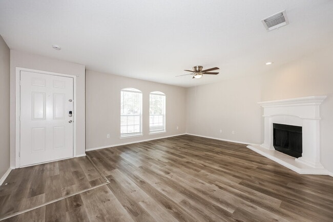 Building Photo - 14101 Black Gold Trail