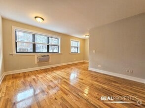 Building Photo - 510 W Briar Pl