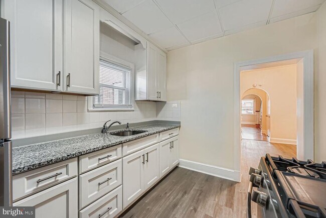 Foto del edificio - 3220 Sequoia Ave