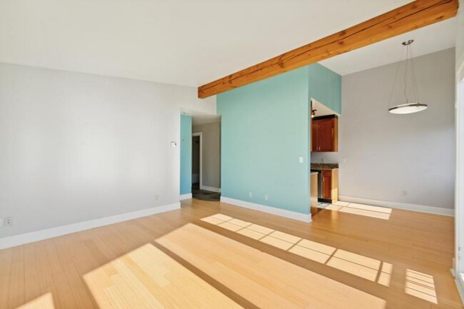 Foto del edificio - 1 bedroom in Seattle WA 98102