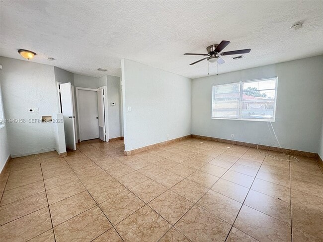 Building Photo - 2525 N 23rd Ave