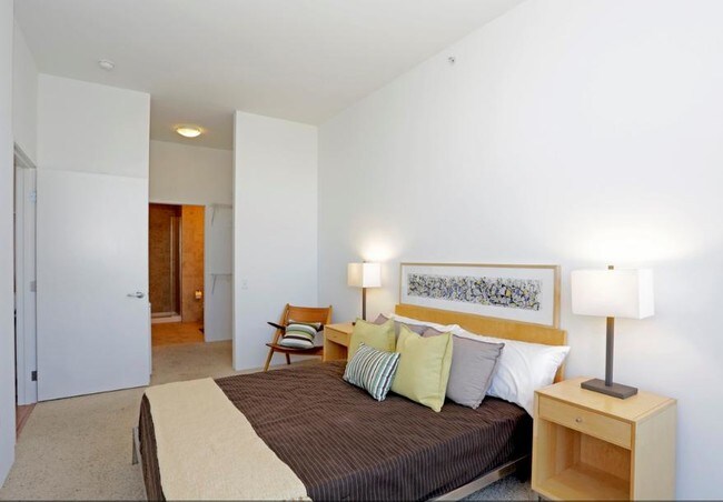 Foto del edificio - 300 E Illinois St