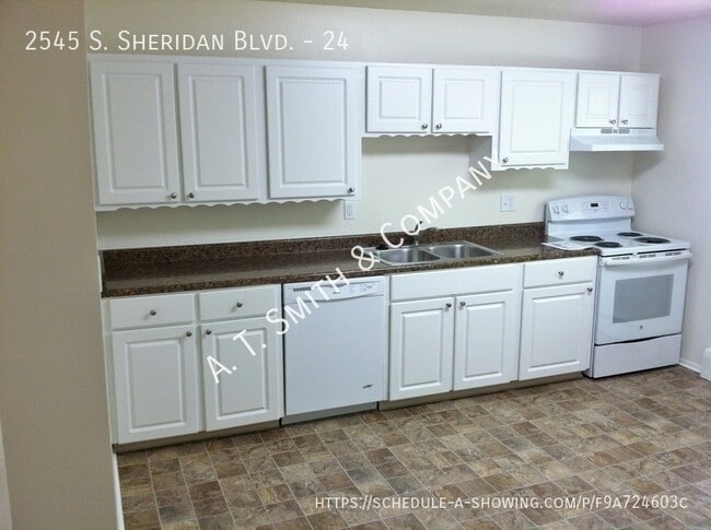 Building Photo - 2545 S Sheridan Blvd