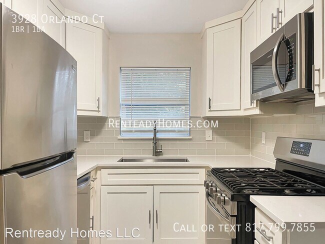 Foto del edificio - 1 br, 1 bath House - 3928 Orlando Ct
