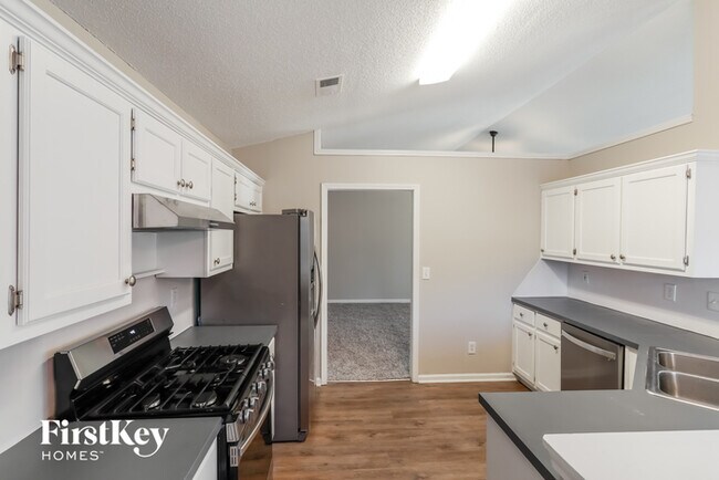 Building Photo - 1698 Fort Connors Way
