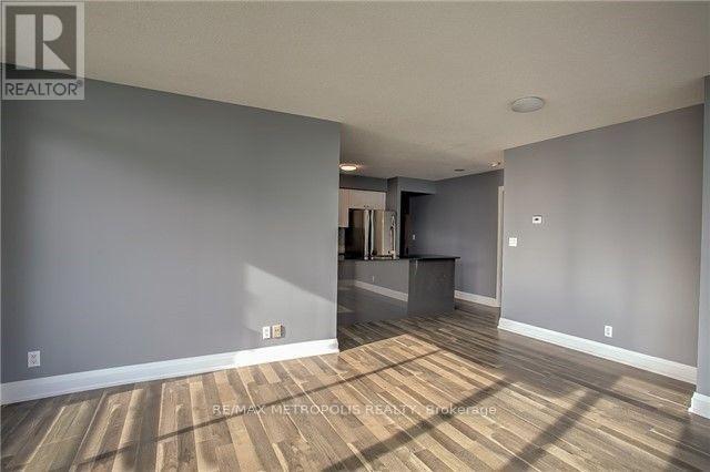 Photo du bâtiment - 397 Front St W