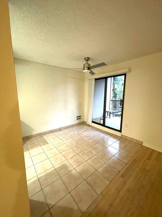 Foto del edificio - 45 Eagle Crest Dr