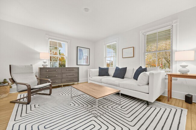 Foto del edificio - 190 High Ridge Ave