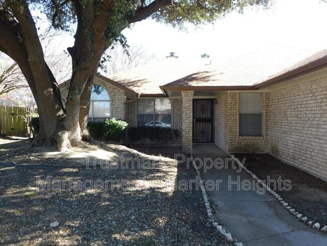 Building Photo - 2309 Skipcha Dr