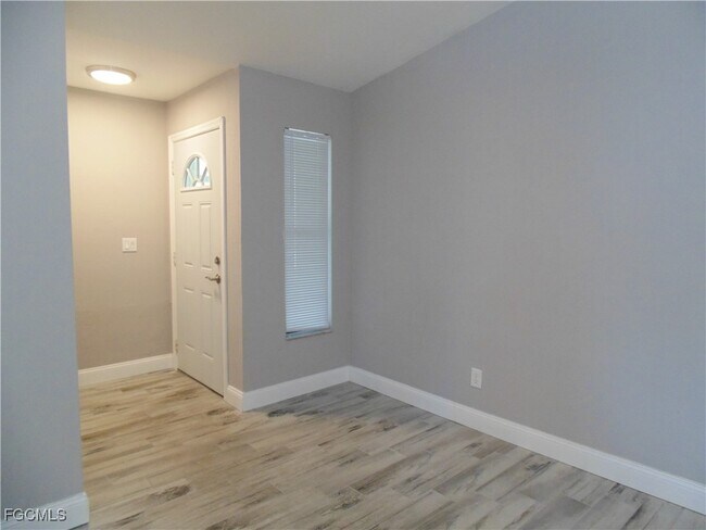 Foto del edificio - 5120 SW Courtyards Ct