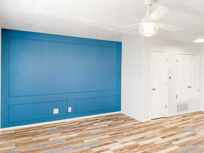 New Flooring and Custom Paint - El Campo Apartments