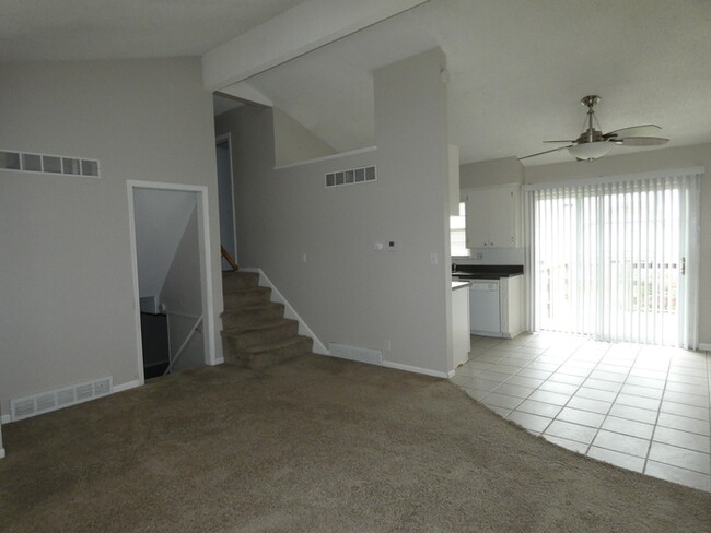 Building Photo - Beautiful Home in Park Hill School District!