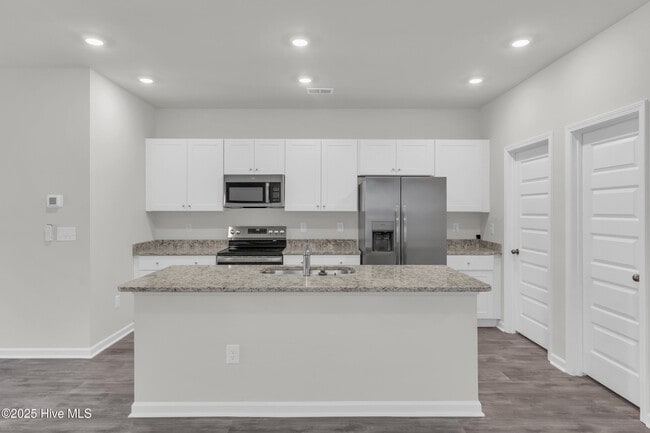 Building Photo - 1142 Spadefish Dr NW
