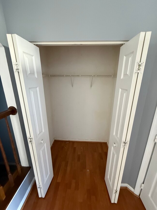 Building Photo - 12 Paynter St