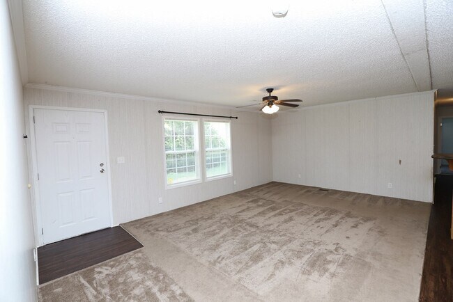 Foto del edificio - 3852 Loss Brook Rd