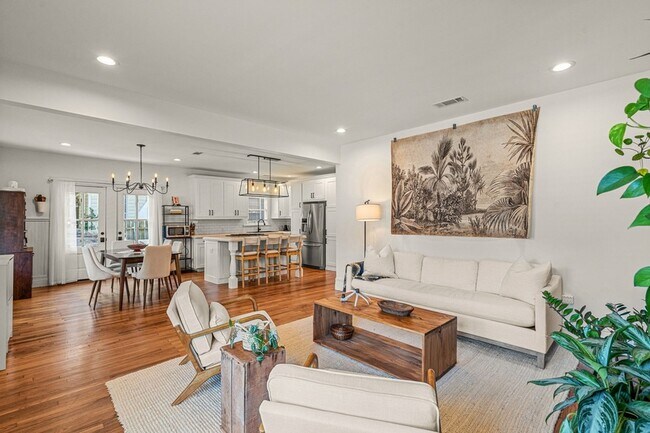 Foto del edificio - 2200 Hurley Ave