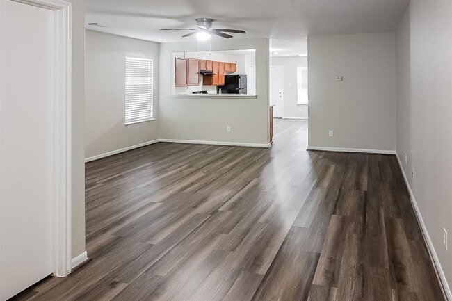 Building Photo - 8122 Arrington Forest Ln