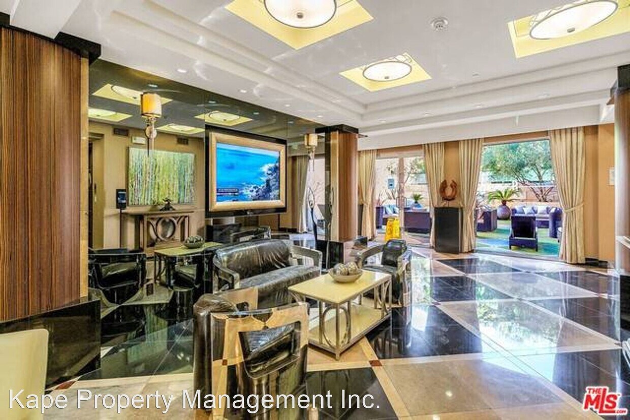 Foto principal - 3 br, 3.5 bath House - 1318 S Roxbury Driv...