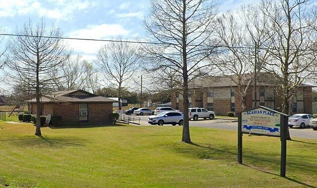 Building Photo - 114 Acadian Pl