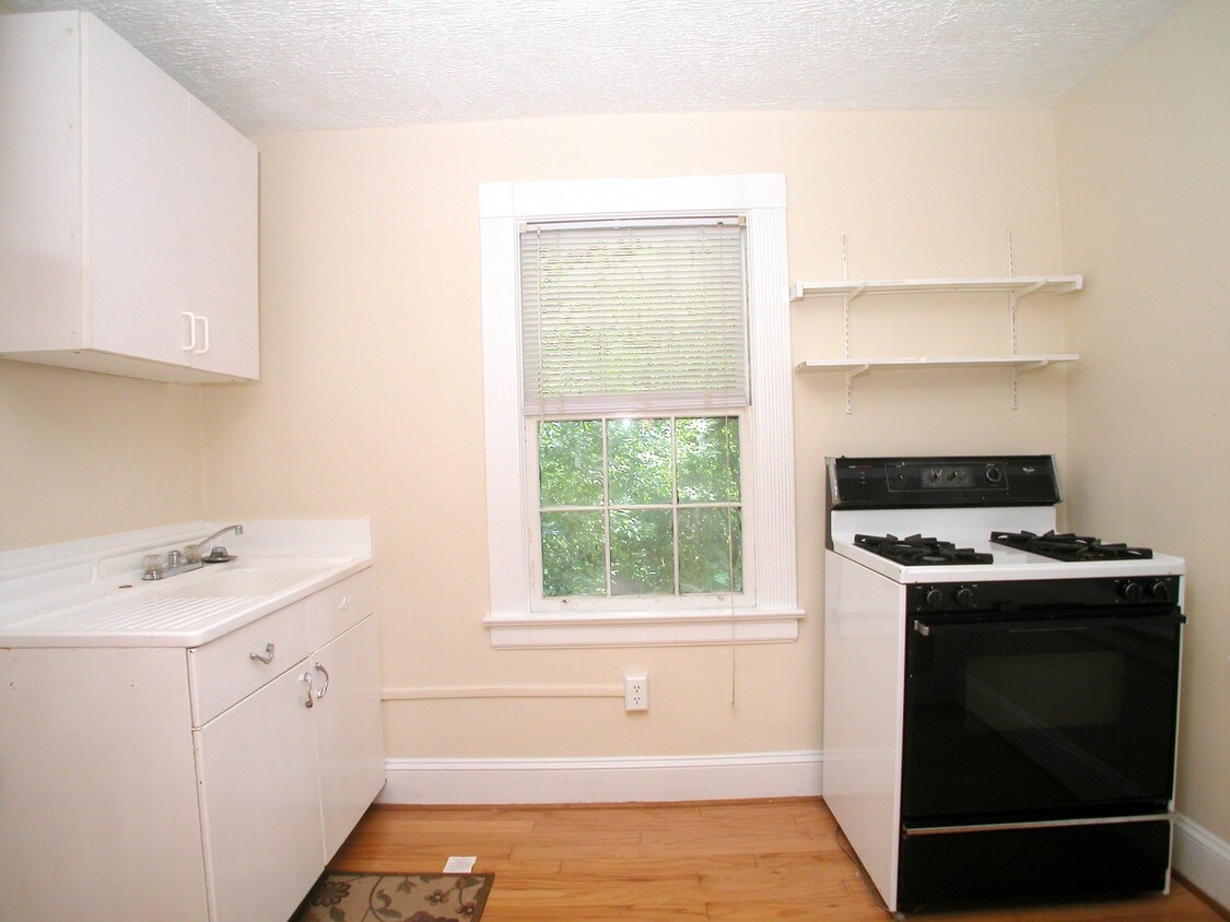 Interior Photo - Durand Drive Apartments