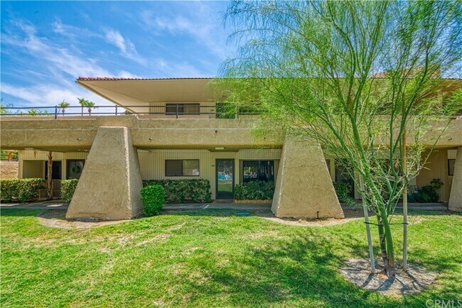 Foto del edificio - 680 N Ashurst Ct