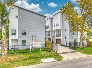 Foto principal - 3722 Robertson St