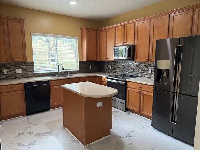 Foto del edificio - 10606 Shady Falls Ct