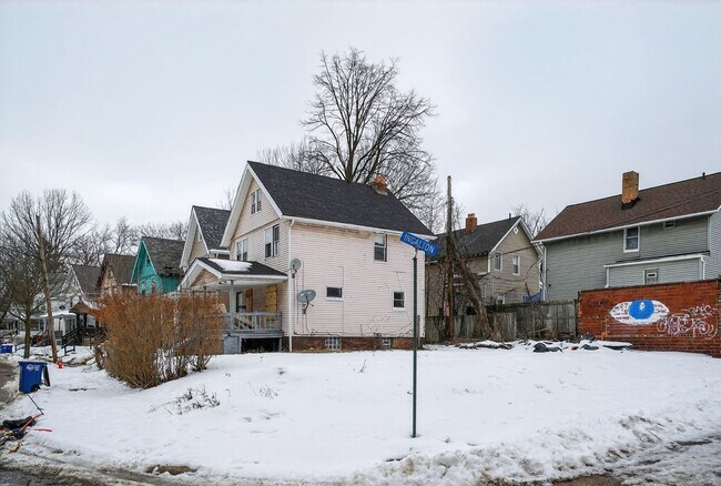 Foto del edificio - 1125 Galewood Dr