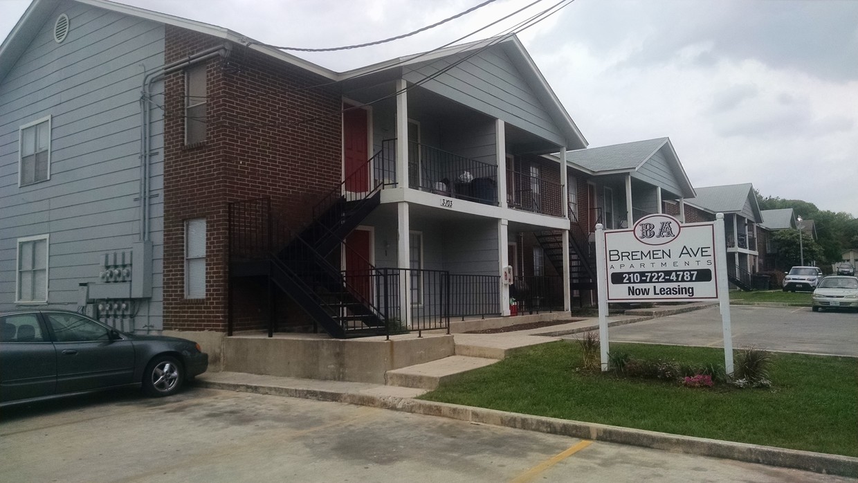 Primary Photo - Bremen Avenue Apartments