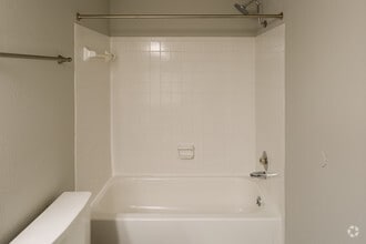 2BR, 2BA - Parkland - Timber Hollow