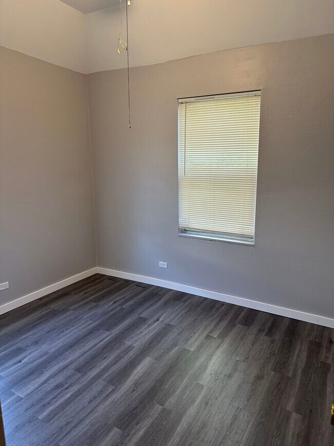 Building Photo - 1714 Morrow Ave