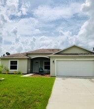 Building Photo - 359 Elderberry Ct