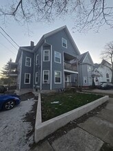 Building Photo - 1185 Warren Ave