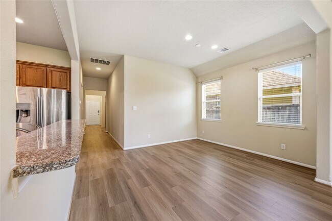 Foto del edificio - 39 Butternut Grove Place