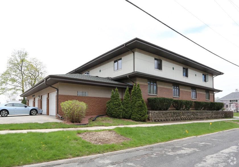 4600 S Packard Ave Unit 4606, Cudahy, WI 53110 Room for Rent in Cudahy, WI