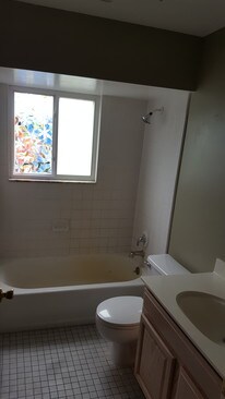 Bath - 105 W Washington St