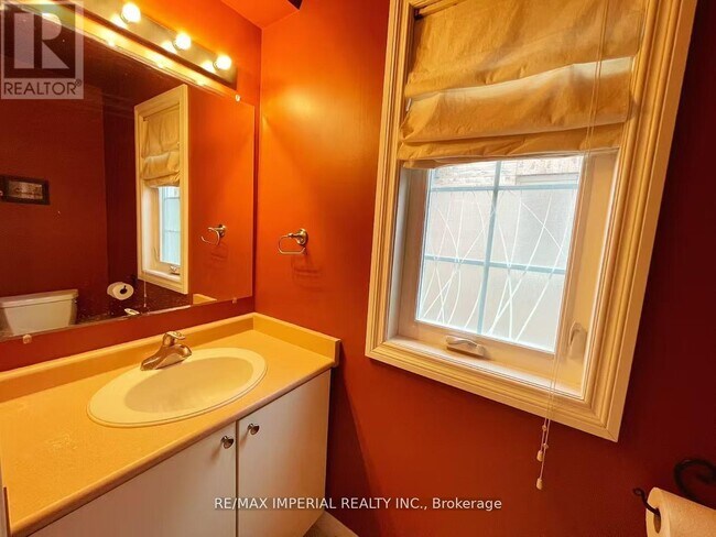 Photo du bâtiment - 2955 Thomas St