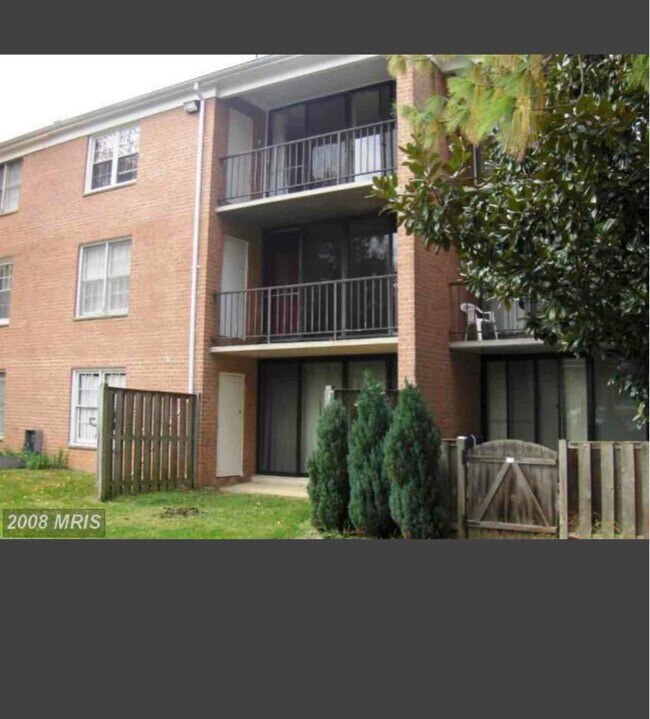 Foto del edificio - 730 Quince Orchard Blvd