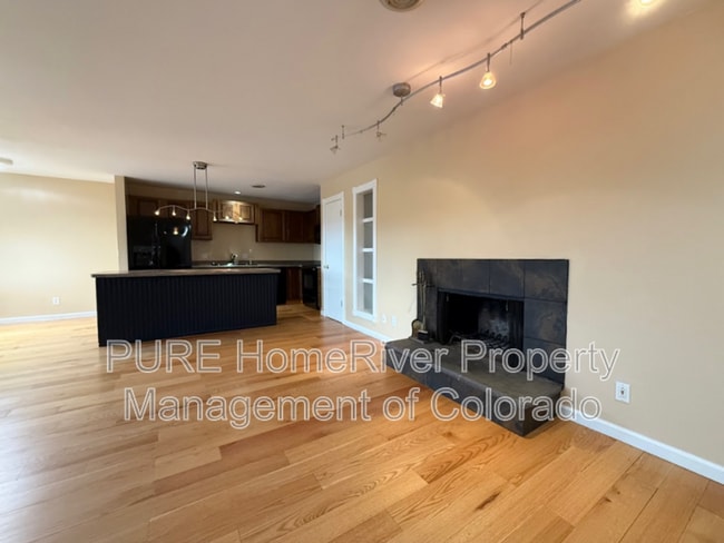 Building Photo - 6590 Delmonico Dr