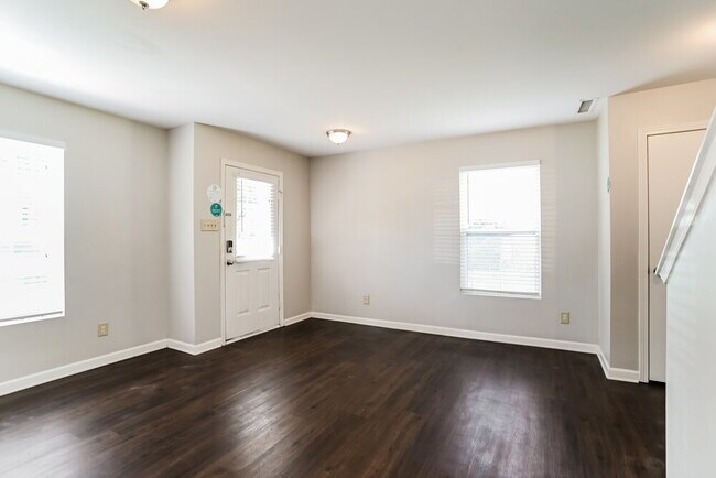 Building Photo - 6325 Foster Brook Dr