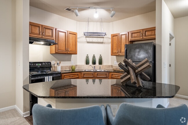 2BR, 2BA - 1,100SF - Kitchen - Woodland Trail Apartments
