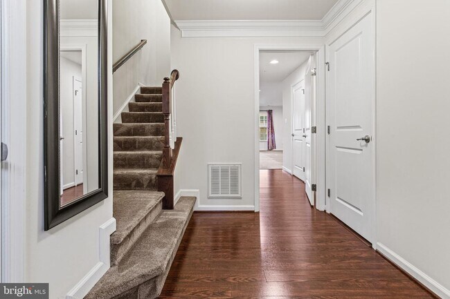 Foto del edificio - 6405 Walcott Ln